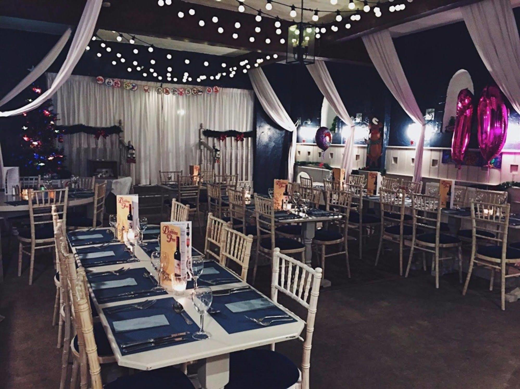 Dobbins Inn كاريكفرغس المظهر الخارجي الصورة