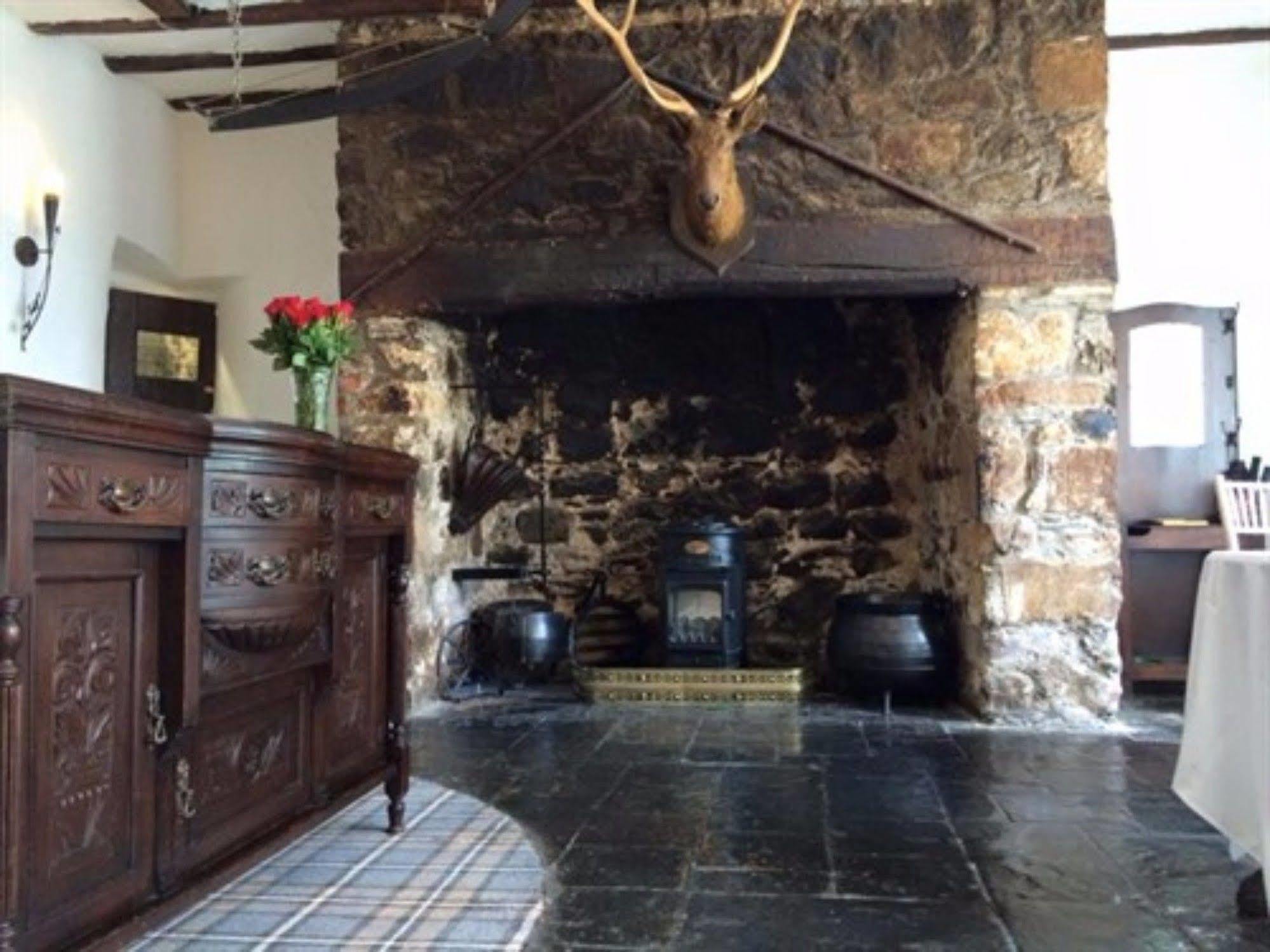 Dobbins Inn كاريكفرغس المظهر الخارجي الصورة